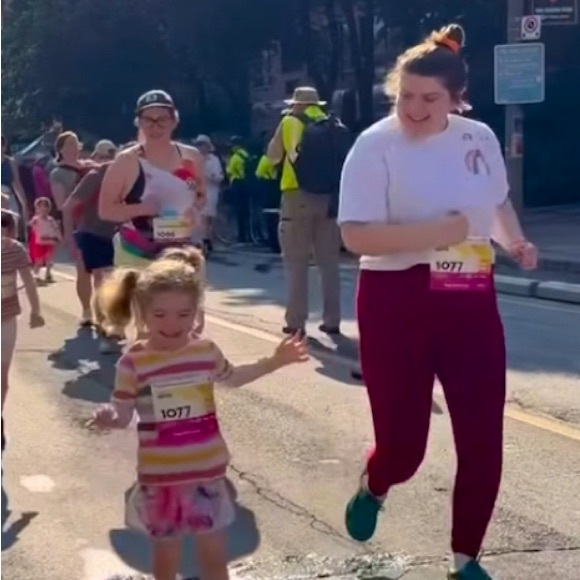 Meet your Posher, Jess - Picture 1 of 1